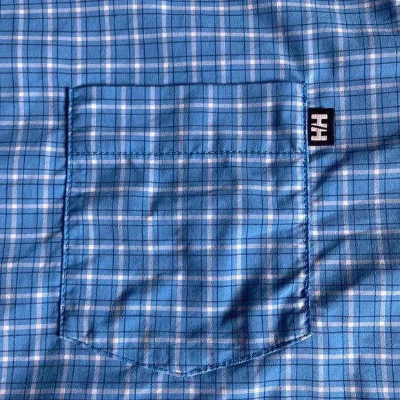 Helly Hansen| Short Sleeve Button Down - Picture 4 of 6